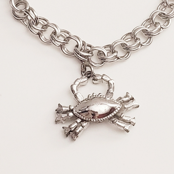 Monet Double Link Crab Charm Bracelet Silvertone - Picture 10 of 10